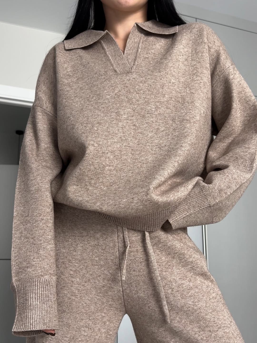 Ensemble Knitwear Femme en Maille – Pantalon coupe droite & tricot à col revers