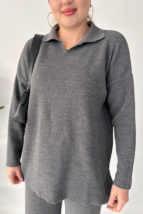 Tricot Col Polo et Pantalon : L'Ensemble Chic en Tricot Premium