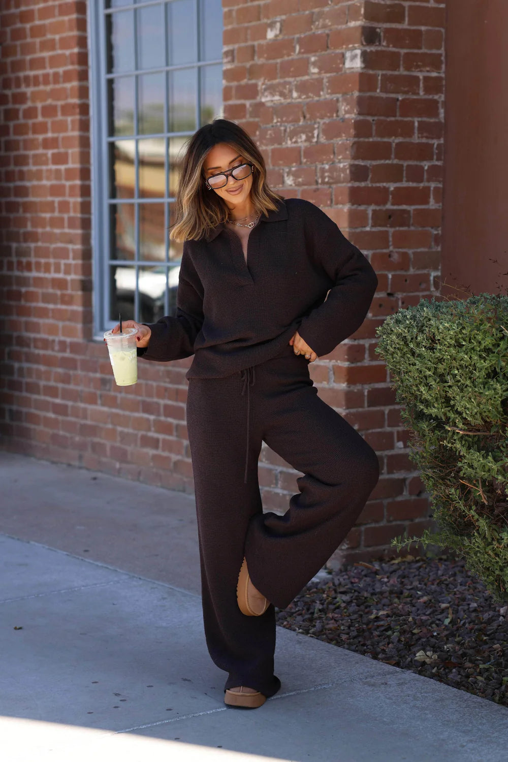 Ensemble Knitwear Femme en Maille – Pantalon coupe droite & tricot à col revers